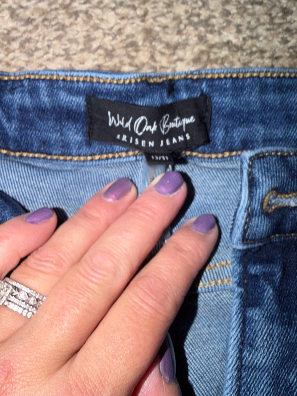 Women's Distressed Cropped Jeans in Medium Blue Wash - Picture 9 of 11